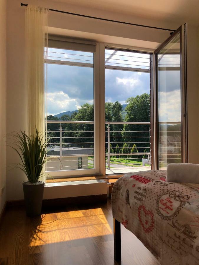 Luxapartament 1 - Z Widokiem I Garazem W Nowym Zeta Park Ustron Bagian luar foto